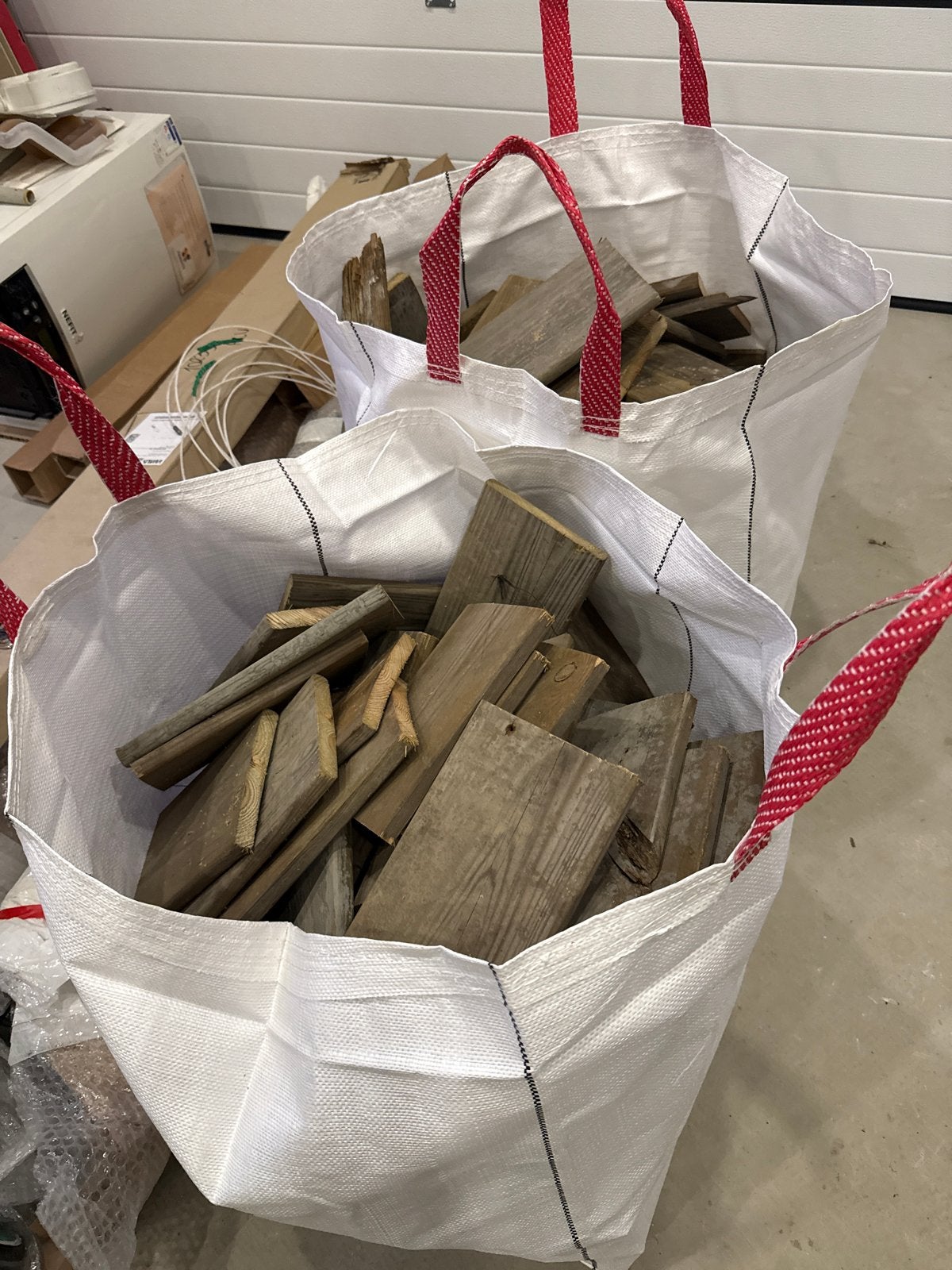 Gratis schuttinghout, in stukken gezaagd, Ophalen, Gebruikt, Minder dan 25 mm, Plank