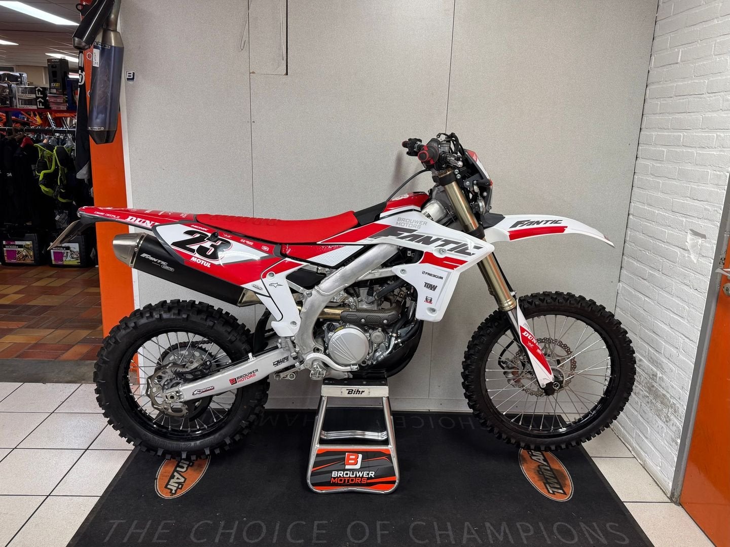 FANTIC XEF 250 zeer lage km-stand, Motoren, Motoren | Overige merken, FANTIC, 250 cc, Bedrijf, Onbekend