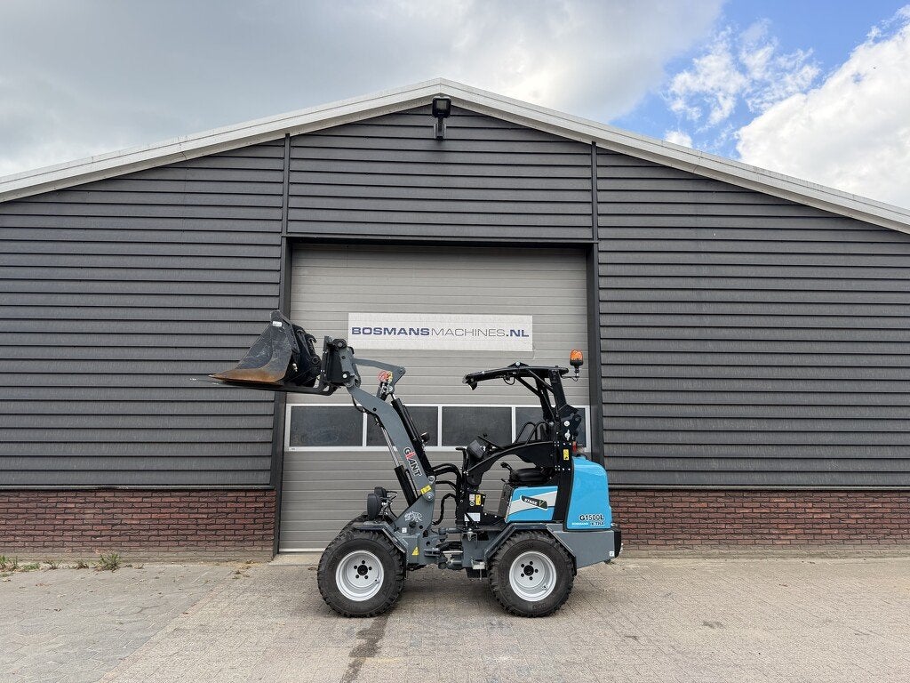 Giant G1500 L X-tra minishovel DEMO 2026 €520 LEASE, Zakelijke goederen, Tobroco, Info@tobroco.nl, Sprendlingenstraat 57
5061 KM  Oisterwijk, NL