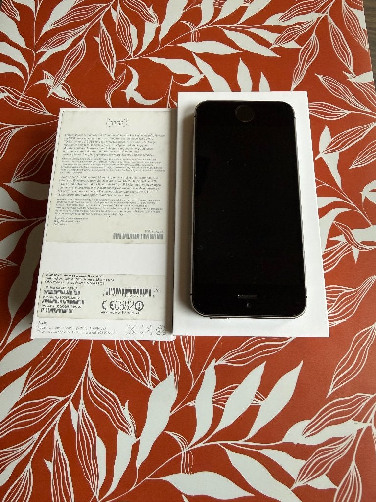 Iphone SE 2016, Ophalen, Gebruikt, Zonder simlock, Zonder abonnement