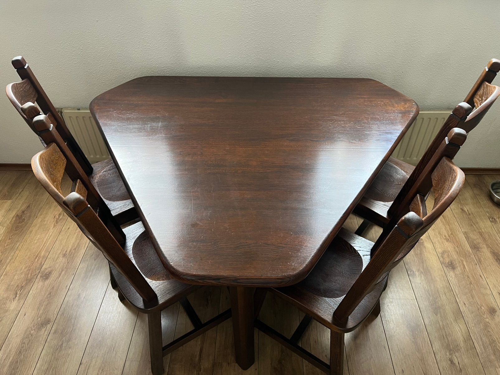 Leuke eethoek (tafel met 4 stoelen), Ophalen, Gebruikt, 4 tot 6 stoelen