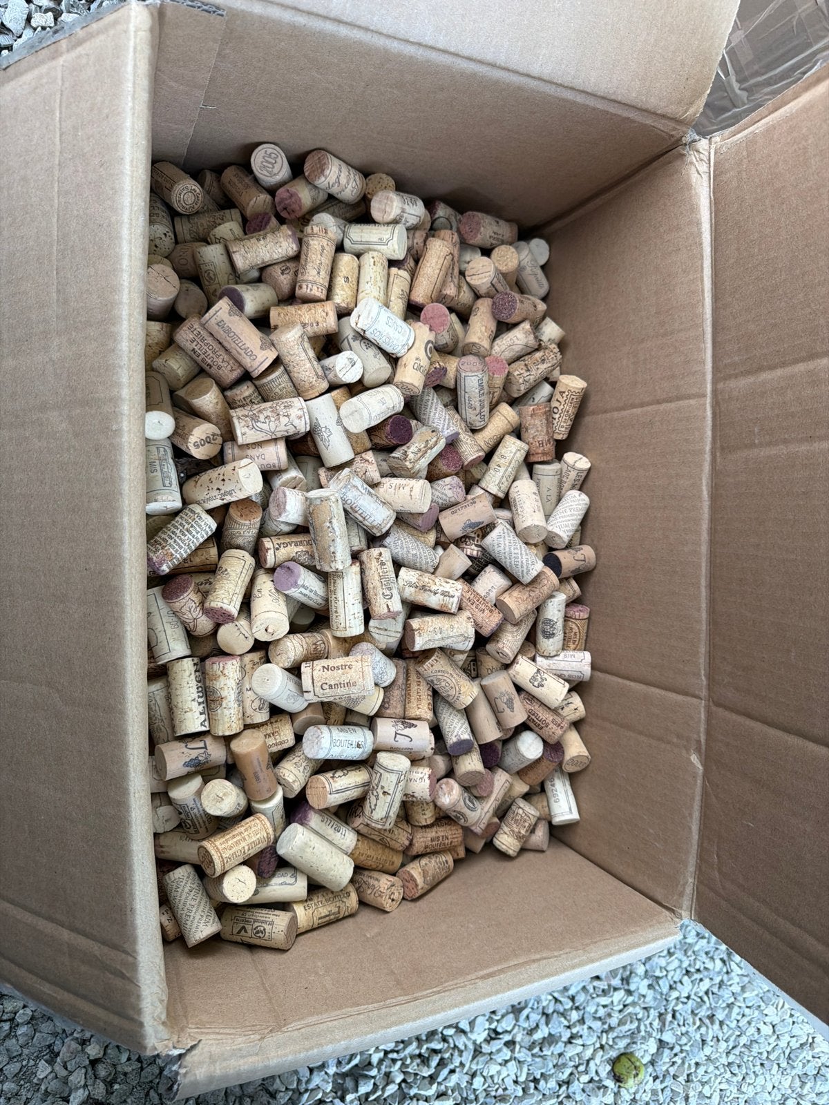 Doos vol gebruikte kurken - Ideaal voor decoratie of knutsel, Ophalen of Verzenden, Gebruikt