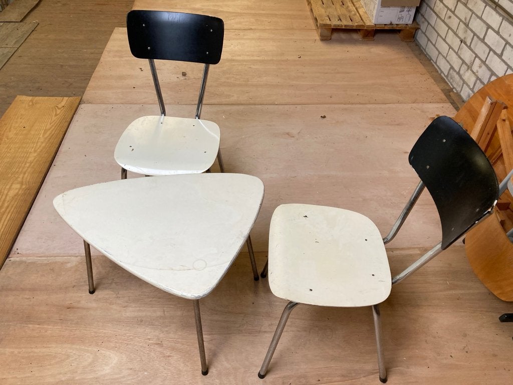 Setje 2 stoelen en tafeltje., Ophalen, Gebruikt, Hout, Vintage.