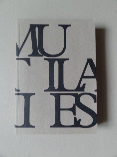 Mutilaties, Irma Boom, in Mint condition, Antiek en Kunst, Verzenden, Overige typen, Papier/karton, Gesigneerd
