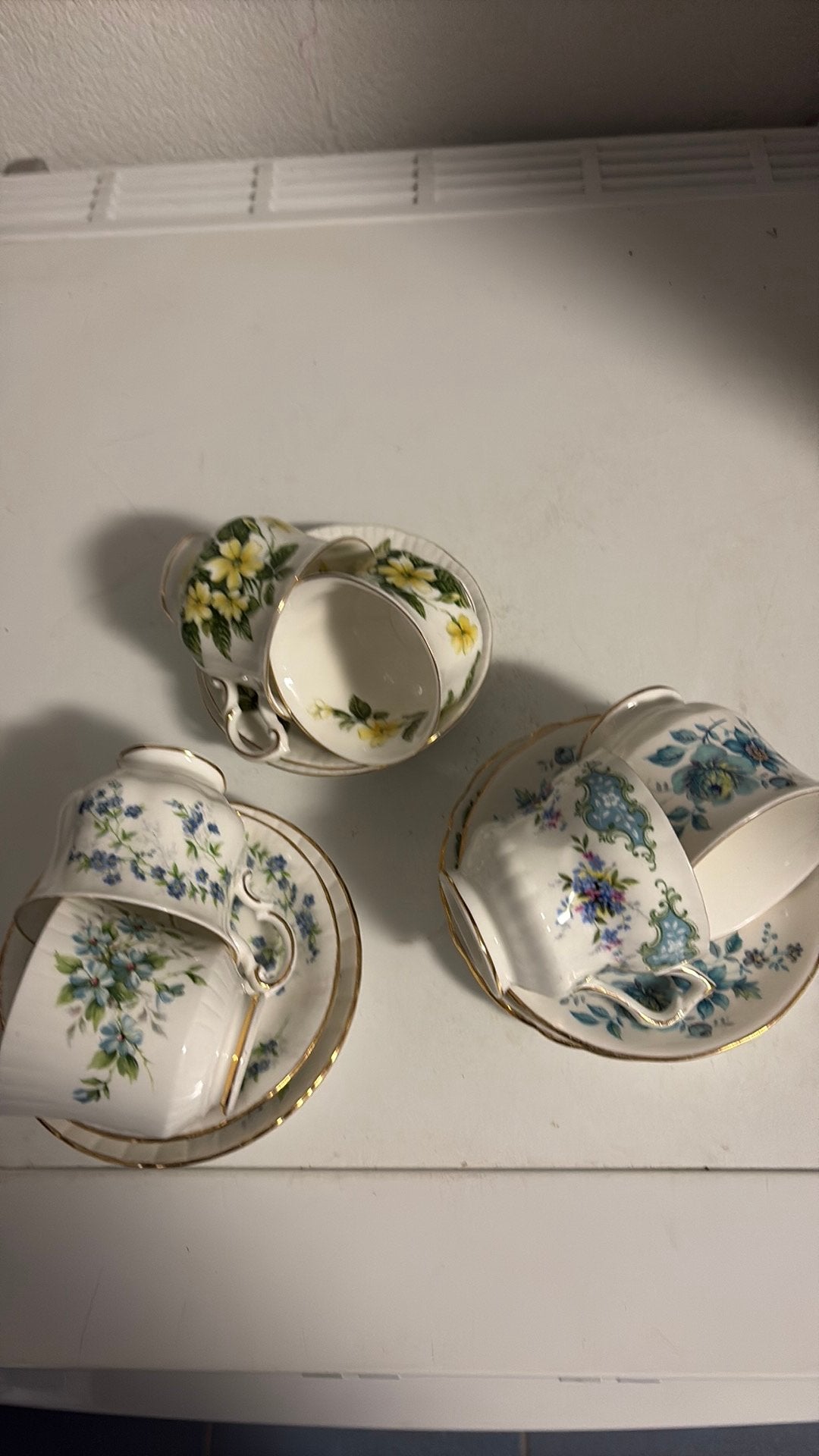 Kop en Schotels, Ophalen