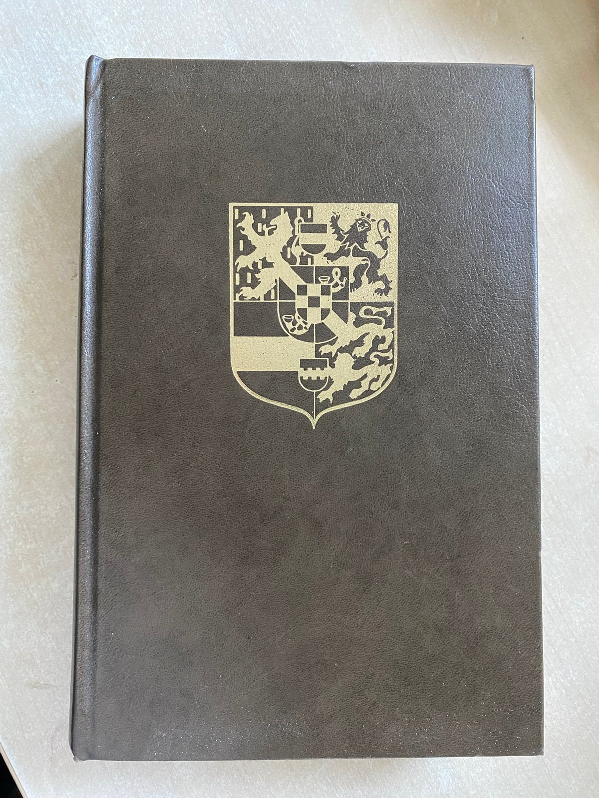 De vrouwen van Willem van Oranje (Thera Coppens), Boeken, Ophalen of Verzenden, Zo goed als nieuw