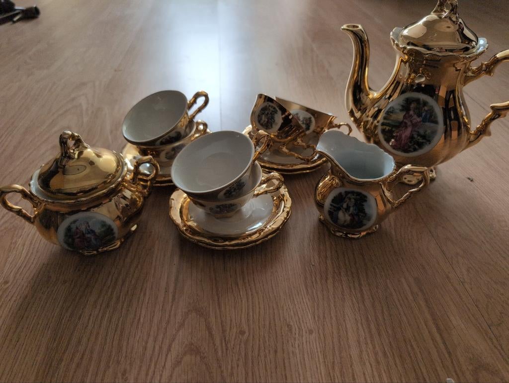 Bavaria Walderhof 22 Karaat Goud Koffieservies, Antiek en Kunst, Ophalen