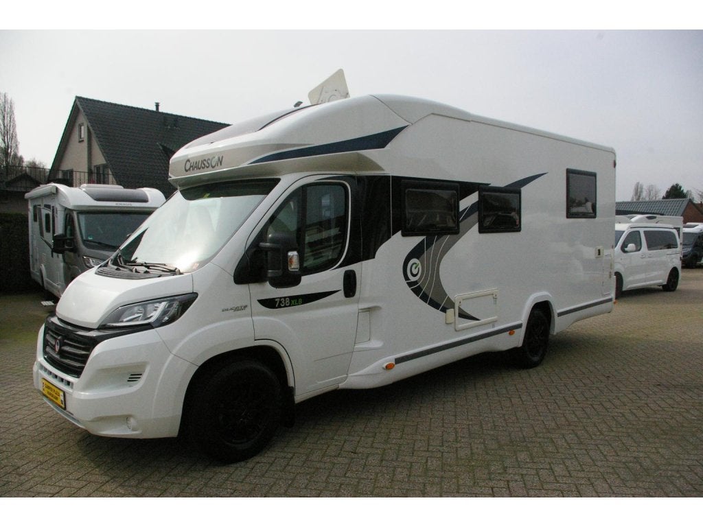Chausson Welcome 738 XLB Queensbed, Hefbed, Garage., Automaat, Fiat, Koelkast, Diesel