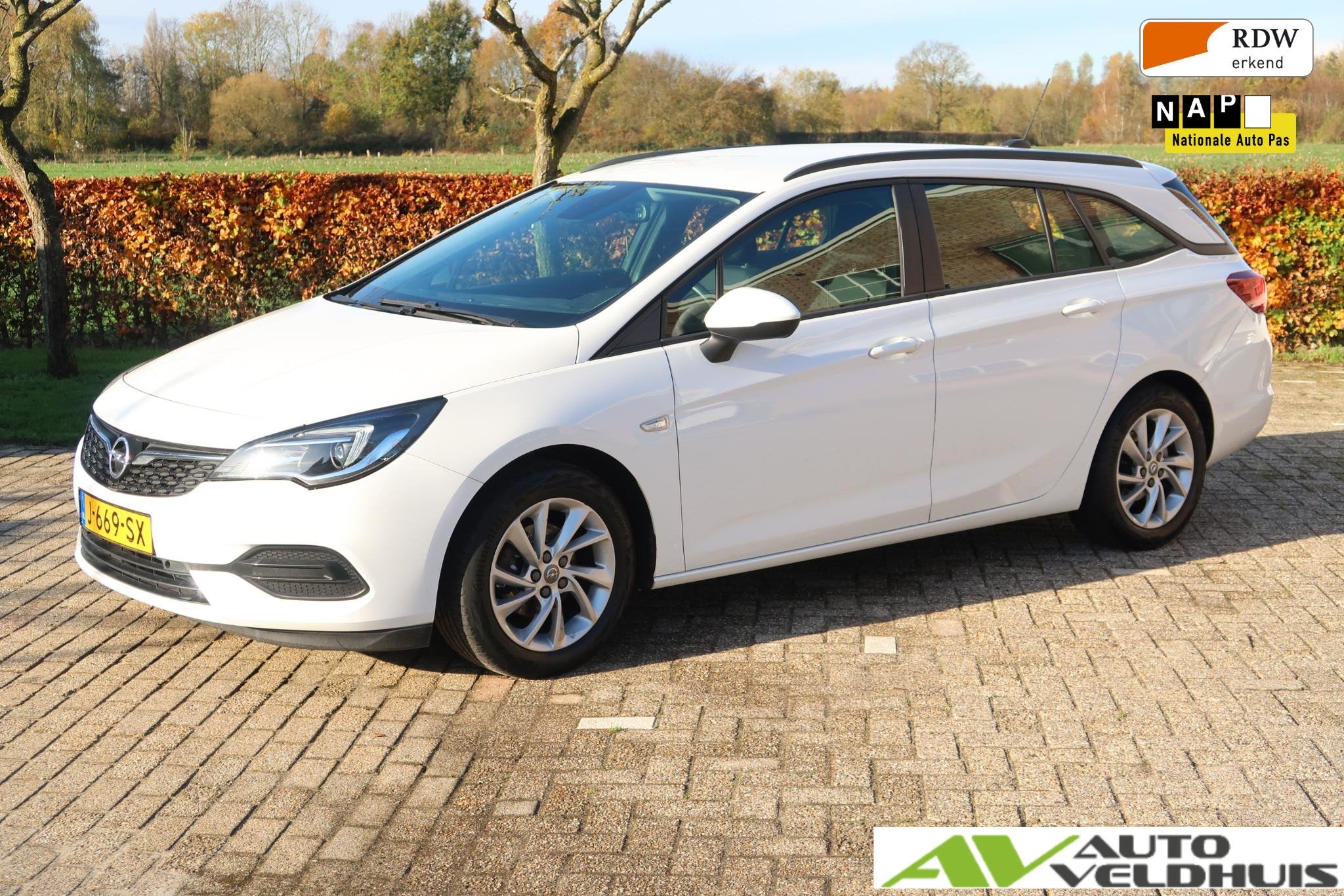 Opel Astra Sports Tourer 1.2 Edition NAVI CRUISE 6 VERSNELLI, Auto's, Opel, Voorwielaandrijving, Stof, Gebruikt, 1199 cc