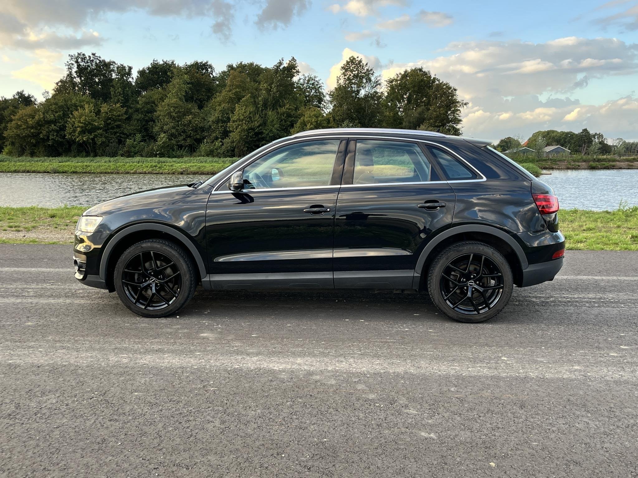 Audi Q3 2.0 TFSI quattro Pro Line Clima, cruise, navi, pdc a, Auto's, Euro 5, Stof, Zwart, 4 cilinders