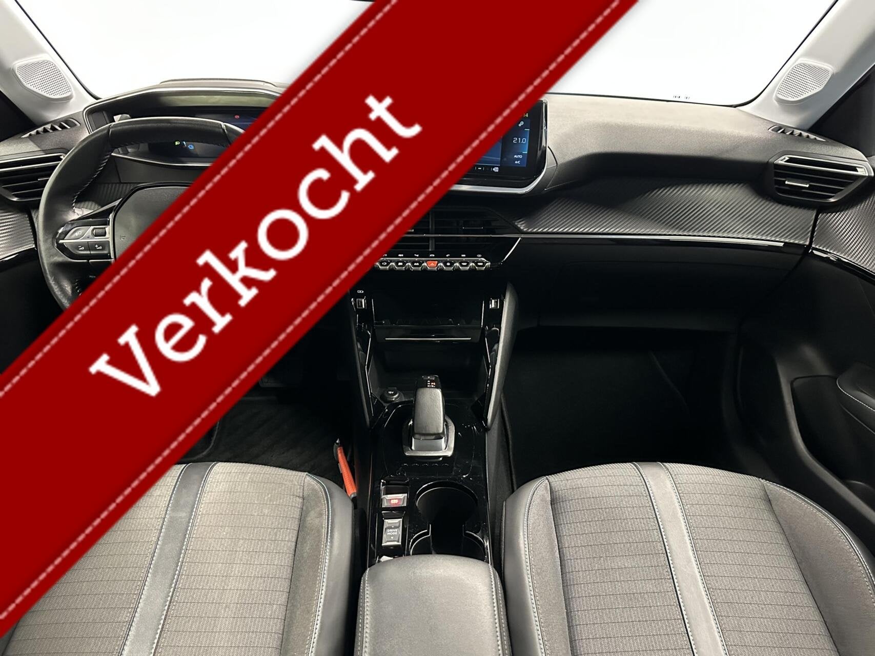 Peugeot e-208 EV Allure 50 kWh 3 Fase SOH89% CAMERA CARPLAY, Auto's, 136 pk, Gebruikt, Parkeersensor, Met garantie (alle)