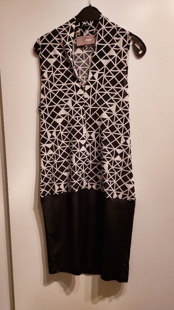 2 jurken eksept xl, vallen wel kleiner uit, Kleding | Dames, Jurken, Overige kleuren, Maat 46/48 (XL) of groter, Ophalen of Verzenden
