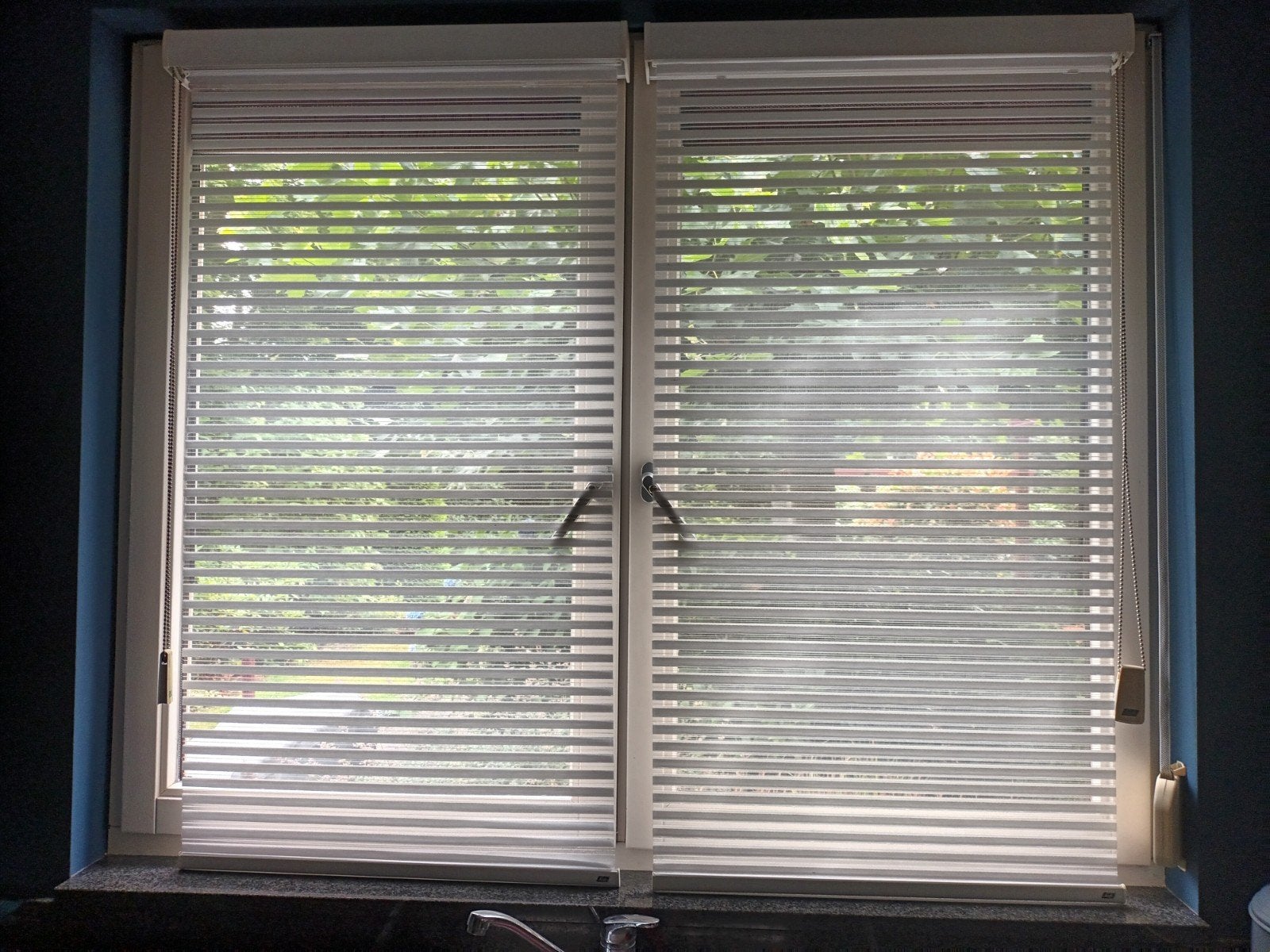 Luxaflex raamdecoratie rolgordijnen wit gestreept wit witte, Gebruikt, 132 cm, Wit, 69 cm