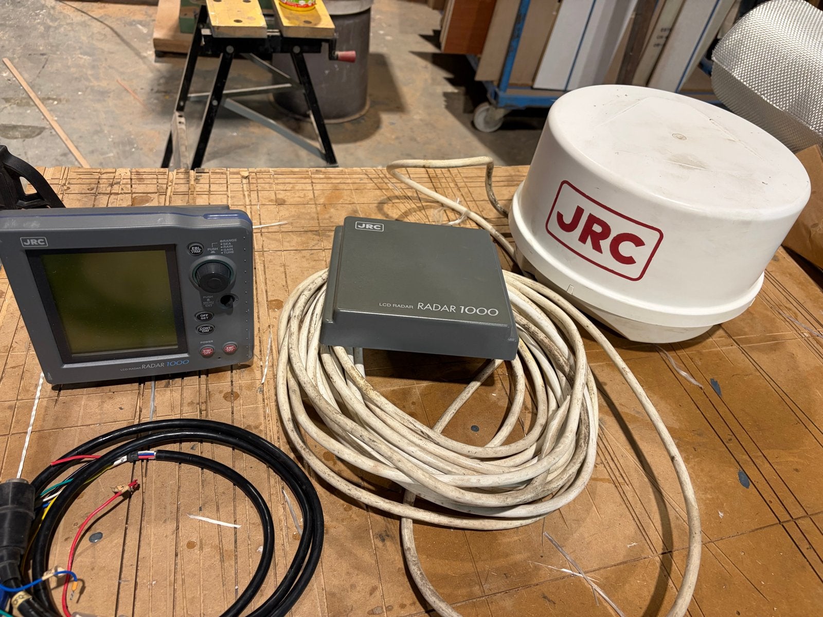 JRC Radar 1000 - Complete set met weinig branduren, Watersport en Boten, Ophalen, Zo goed als nieuw, Radar