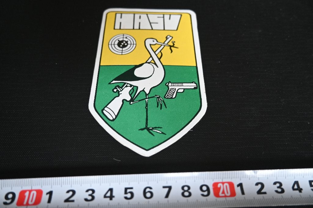 sticker Den Haag HASV  schietvereniging, Ophalen, Zo goed als nieuw