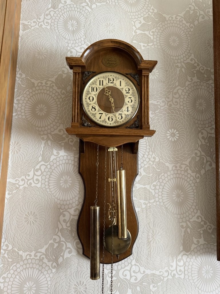 Klok Tempus Fugit, Ophalen, Zo goed als nieuw, Met gewichten, Wandklok