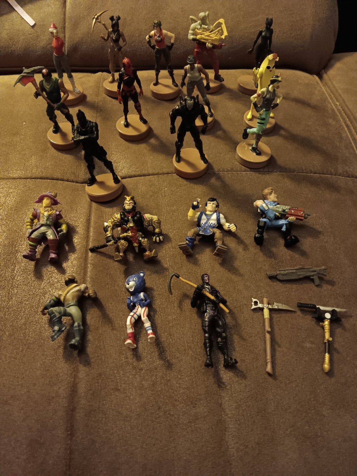 Fortnite figuurtjes 7 a 8 cm hoog 19 x, Verzamelen, Poppetjes en Figuurtjes, Ophalen of Verzenden, Zo goed als nieuw