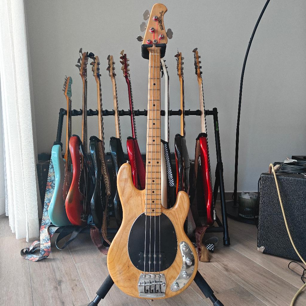 Music Man Stingray 1992, Muziek en Instrumenten, Snaarinstrumenten | Gitaren | Bas, Gebruikt, Elektrisch, Ophalen