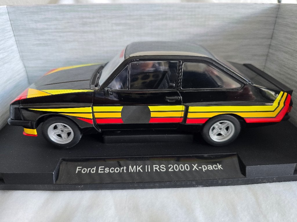 Ford Escort MK2 rs 2000 x-pack 1/18, Ophalen of Verzenden, Nieuw, Auto, Overige merken