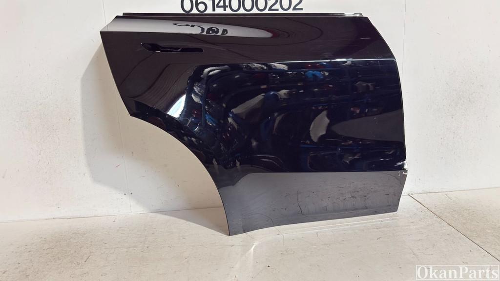 Tesla Model Y rechter achterdeur achter portier rechts