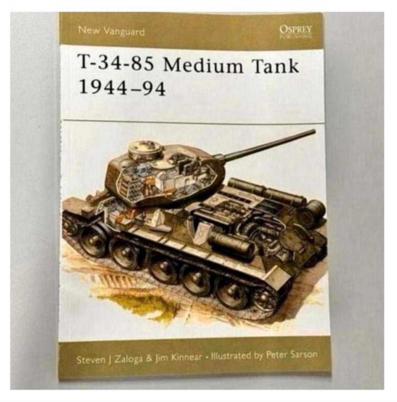 T-34-85 Medium Tank, 1944-94 boek boekje Steven J. Zaloga, Ophalen of Verzenden, Tweede Wereldoorlog, Nieuw, Landmacht
