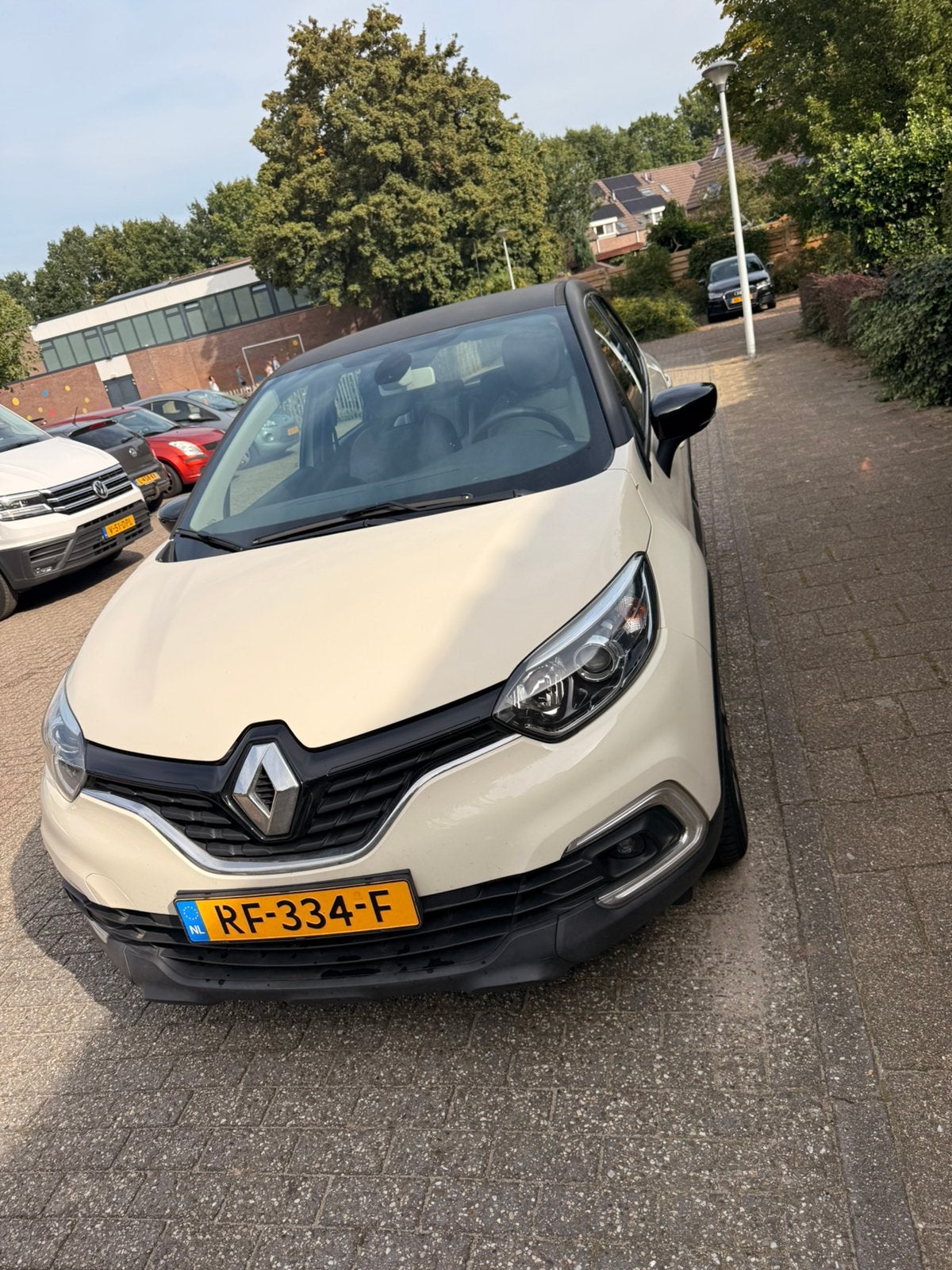 Renault Captur 0.9 TCE 90 2017 Bruin, Auto's, Voorwielaandrijving, 898 cc, Bruin, 620 kg