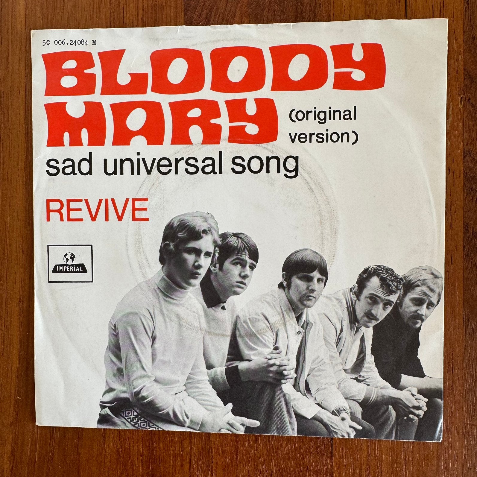 Revive - Bloody Mary   Nederbeat, Gebruikt, Verzenden, 7 inch, Single