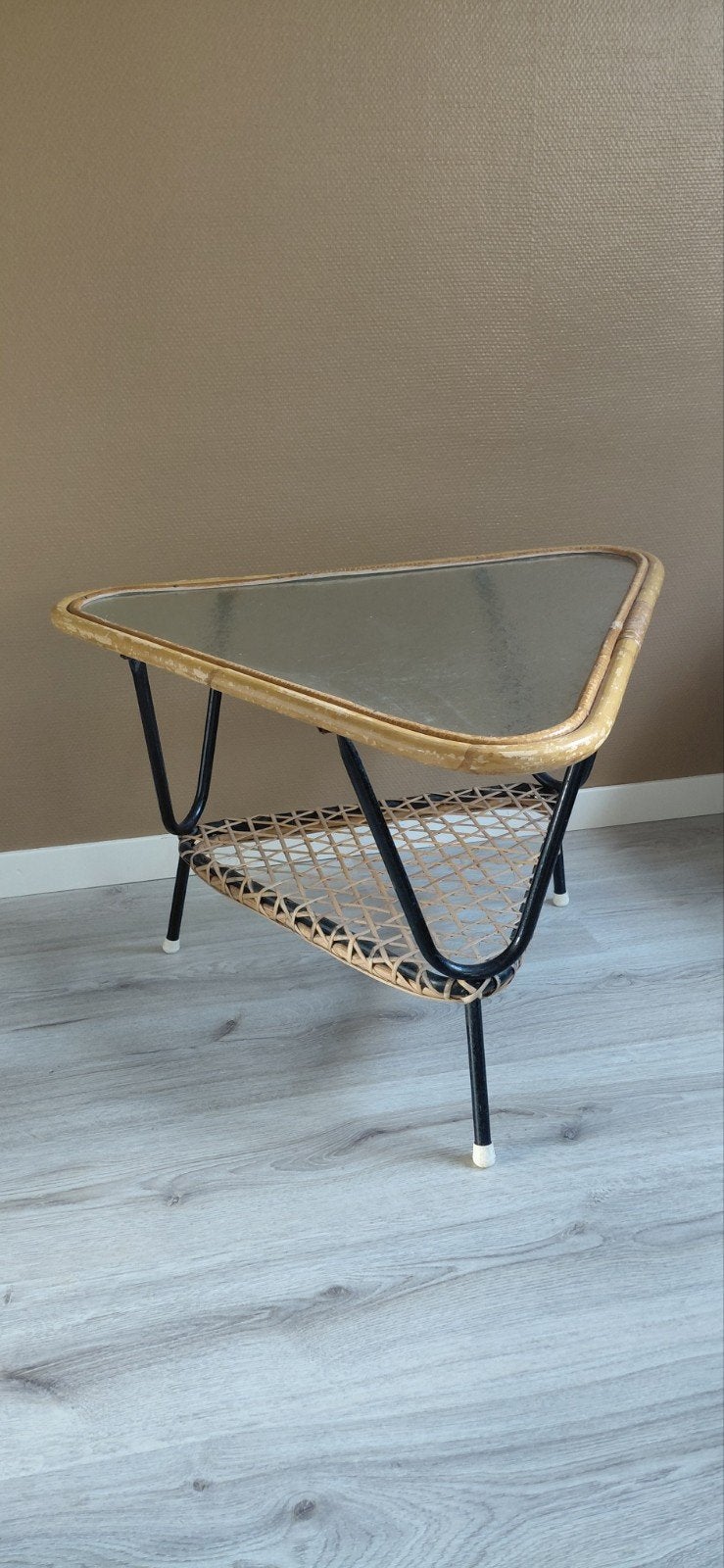Vintage Rohé Noordwolde Driepotige Salontafel / Bijzettafel, Ophalen