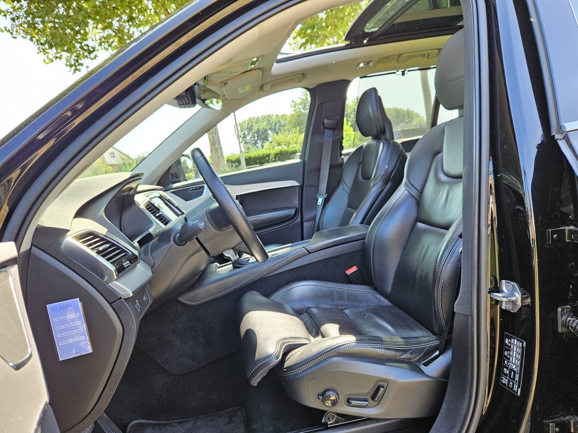 Volvo XC90 2.0 D4 Inscription |DEALER ONDERHOUDEN|PANO|STOEL, 1969 cc, 7 stoelen, Zwart, Bedrijf