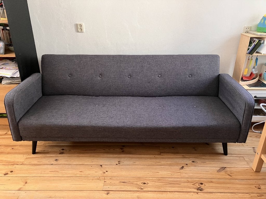 Donkergrijs slaapbank - MADE Chou model, Huis en Inrichting, Ophalen, Gebruikt, 210 cm, Tweepersoons