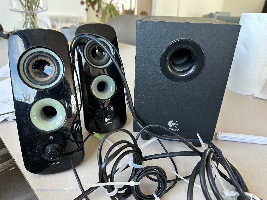 Logitech PC audio systeem Z323, Computers en Software, Pc speakers, Ophalen of Verzenden, Zo goed als nieuw, Overige typen