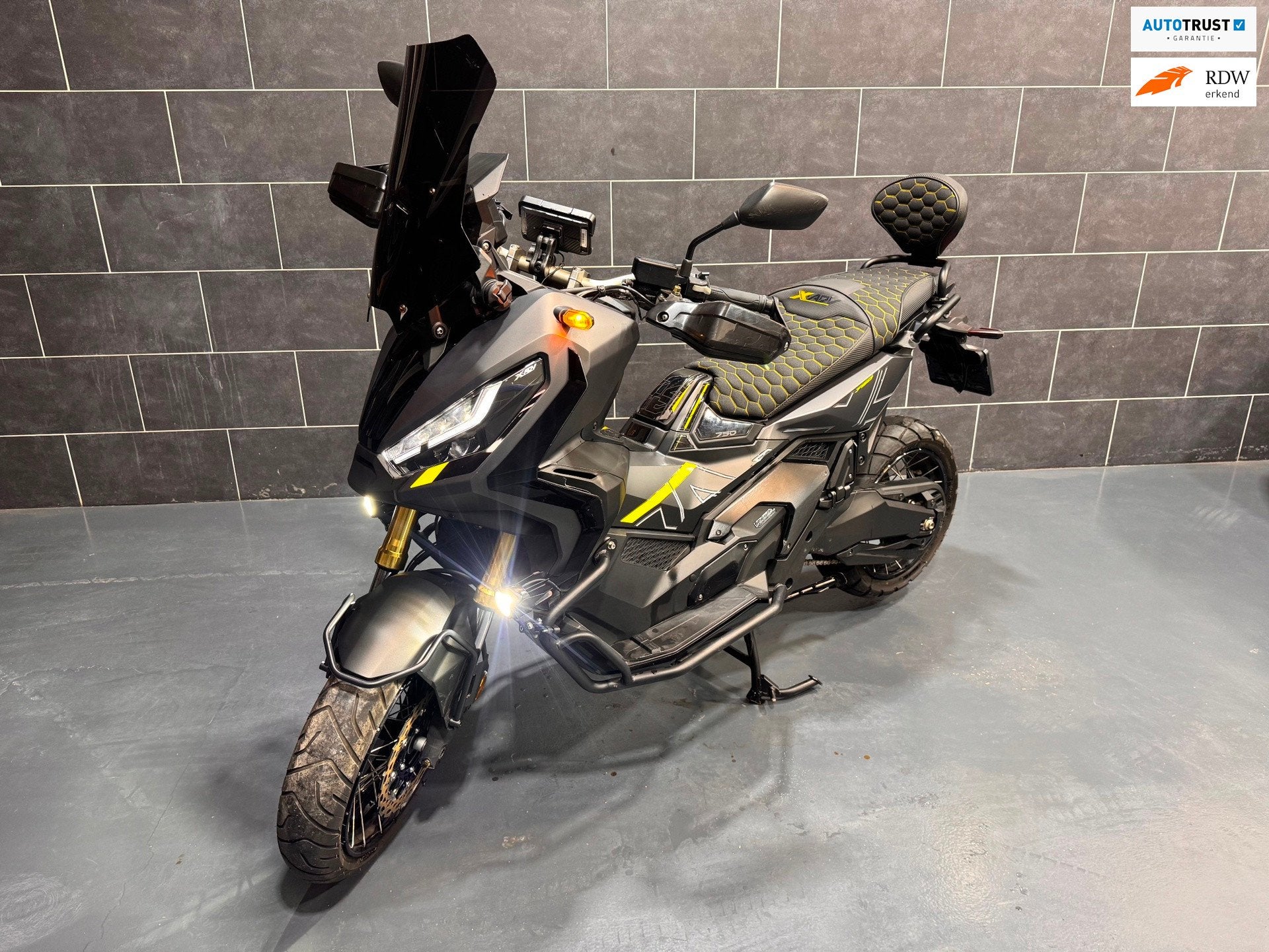 Honda X-ADV 750 - TERMIGNONI - CARPLAY - FULL OPTION, Scooter, 745 cc, Bedrijf, Meer dan 35 kW