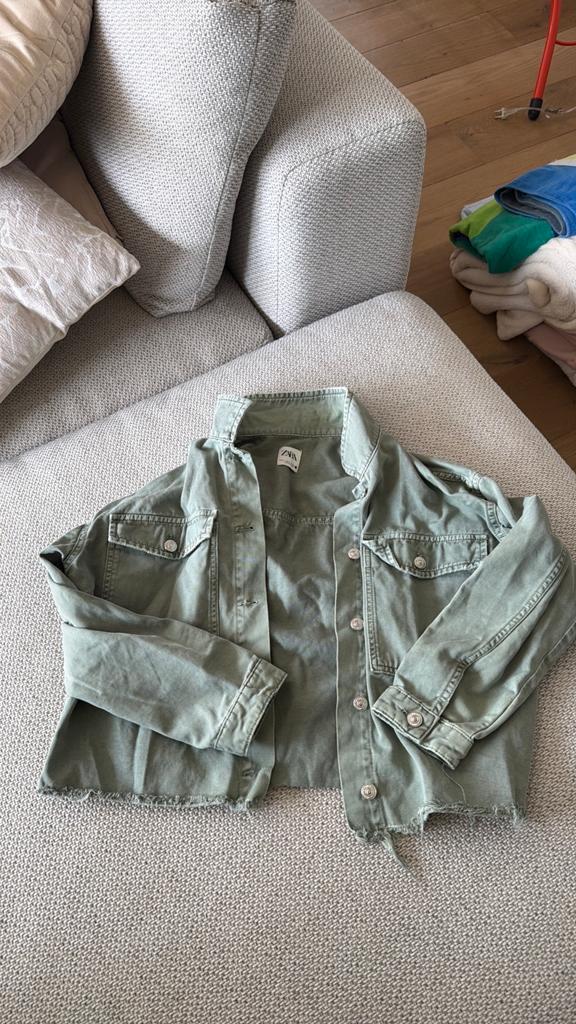 Zara Groen Spijkerjasje Maat S, Kleding | Dames, Ophalen of Verzenden, Gedragen, Maat 36 (S), Groen