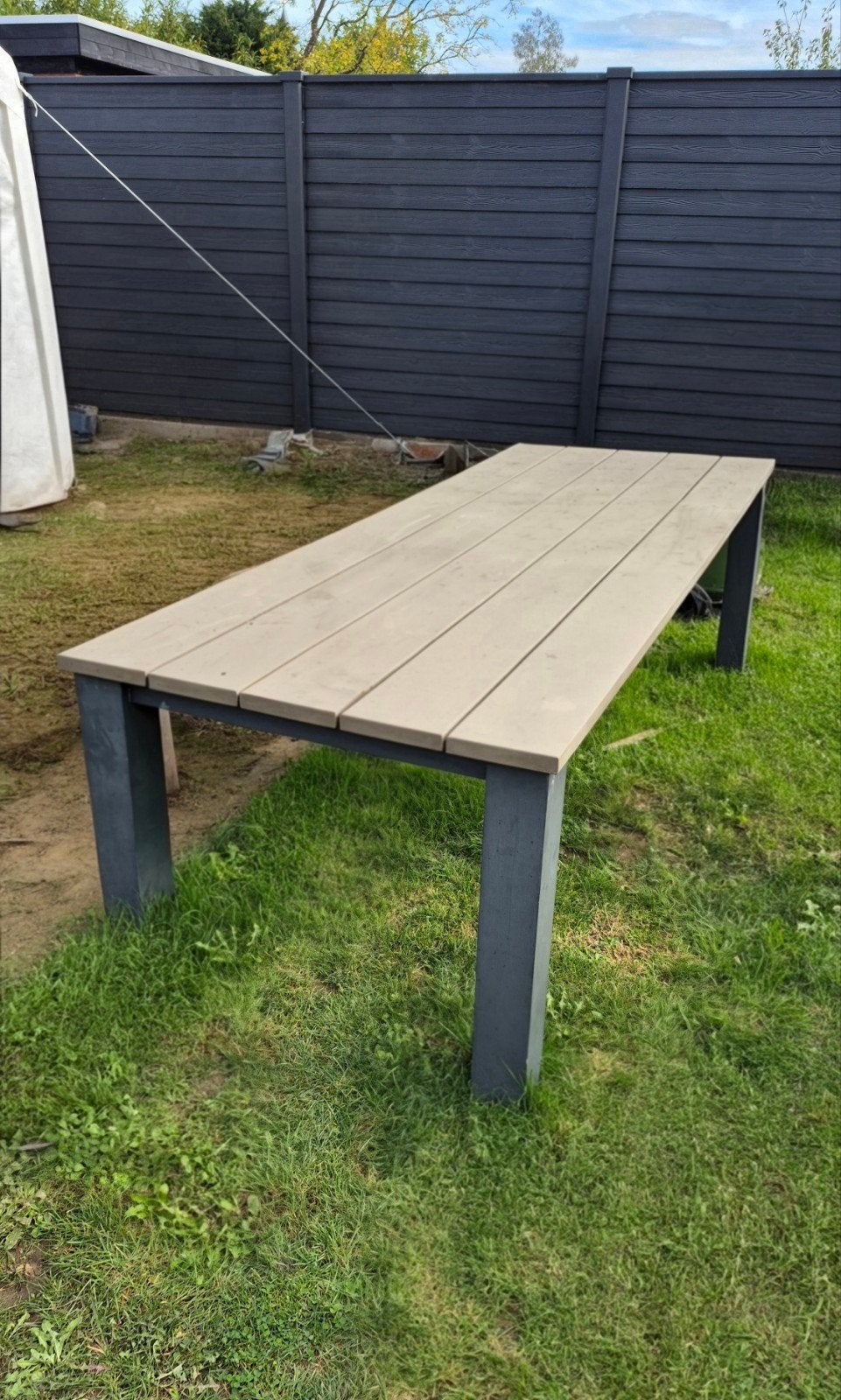 mooie grote tuintafel, Ophalen