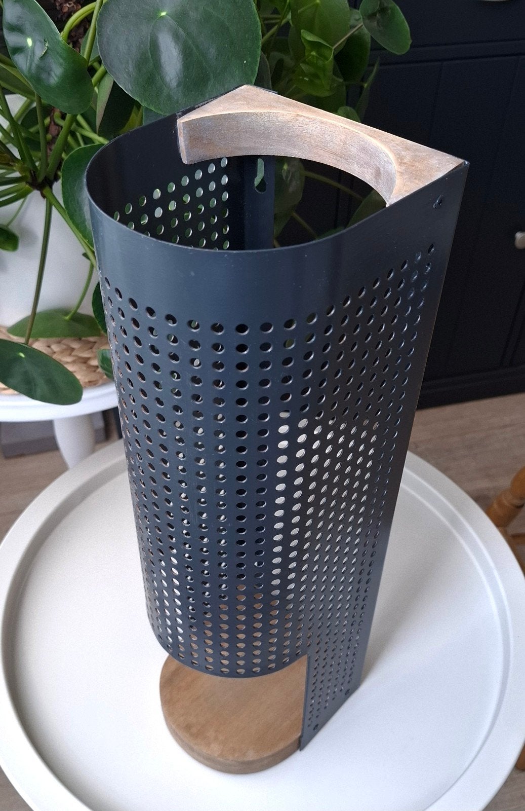 Toiletrolhouder, Ophalen of Verzenden, Zo goed als nieuw, Grijs, Toilet-accessoire