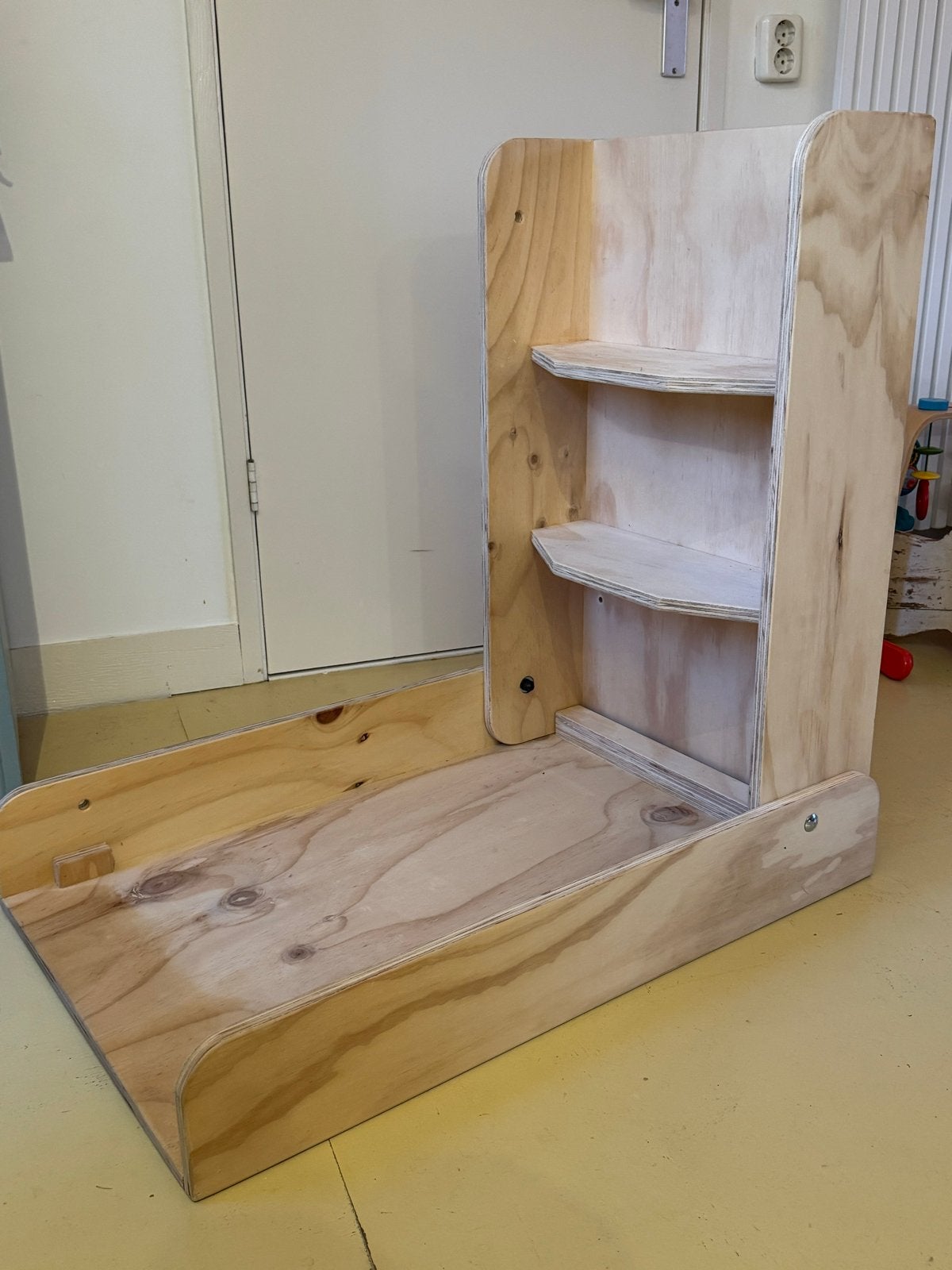 Babywoods opklapbare wandcommode verticaal, Ophalen, Minder dan 75 cm, 105 cm of meer, Zo goed als nieuw