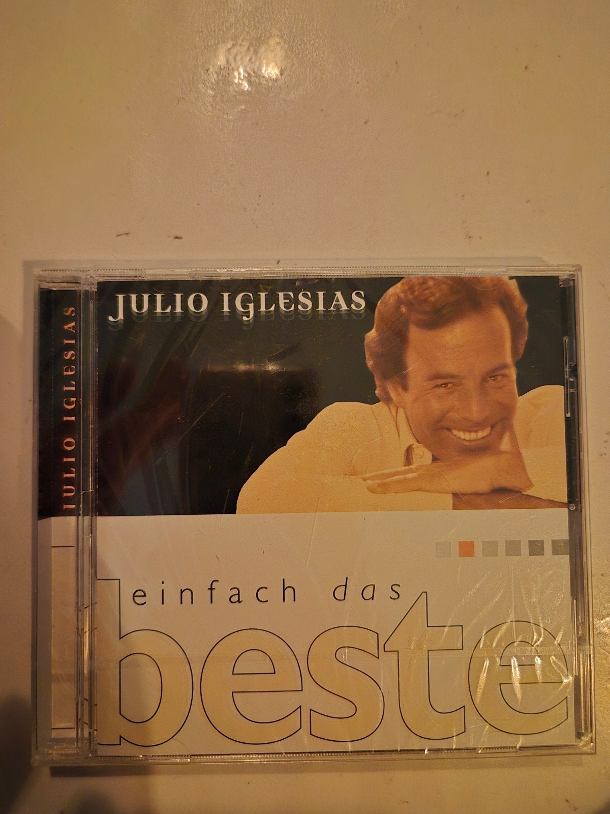 Julio Iglesias - Einfach das beste. Cd. 2000. NIEUW
Code 509, Ophalen of Verzenden, Nieuw in verpakking