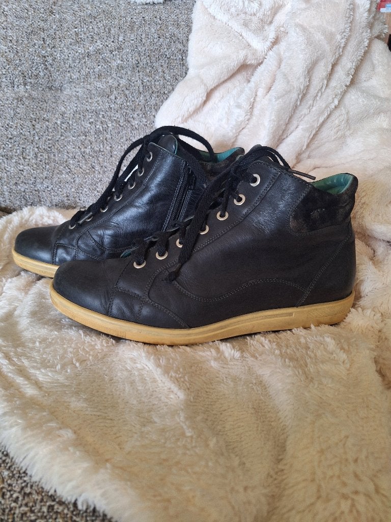 Leuke schoenen van Durea, Kleding | Dames, Schoenen, Durea, Zwart, Ophalen of Verzenden, Sneakers of Gympen