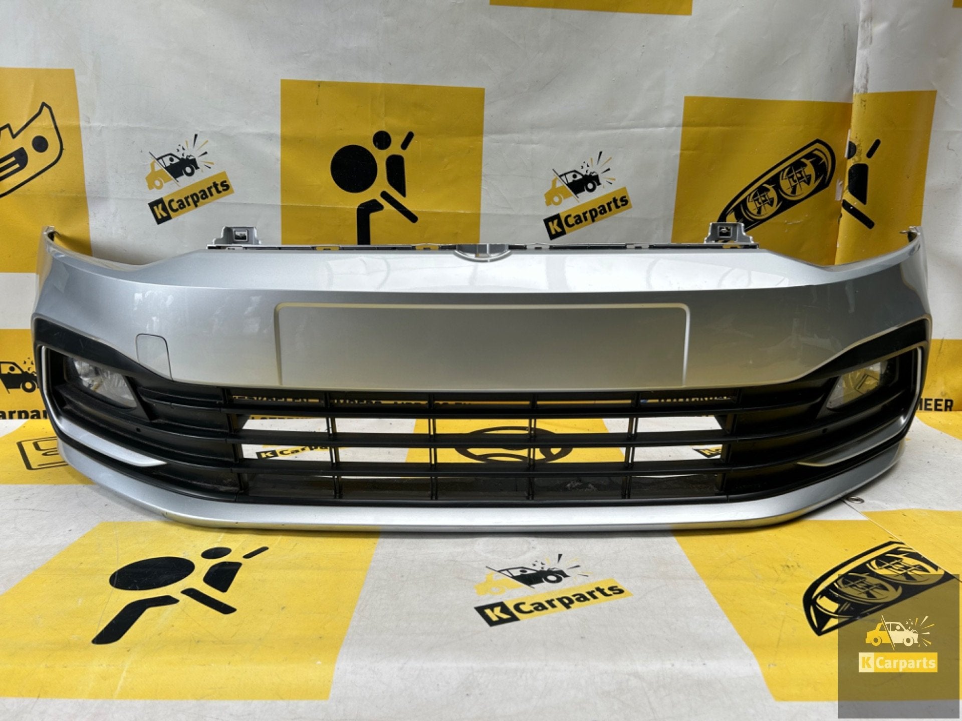 Voorbumper Volkswagen Polo 6c/6R 2010-2017 6c0807221