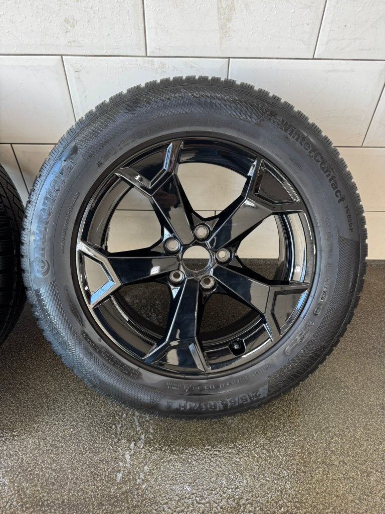Audi OEM Q3 17 inch winterset❄️, Ophalen, Banden en Velgen, 17 inch, Winterbanden