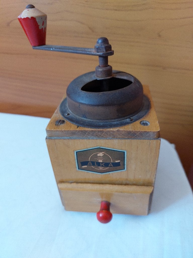 Oude koffiemolen ALKA, Antiek en Kunst, Antiek | Keukenbenodigdheden, Ophalen of Verzenden