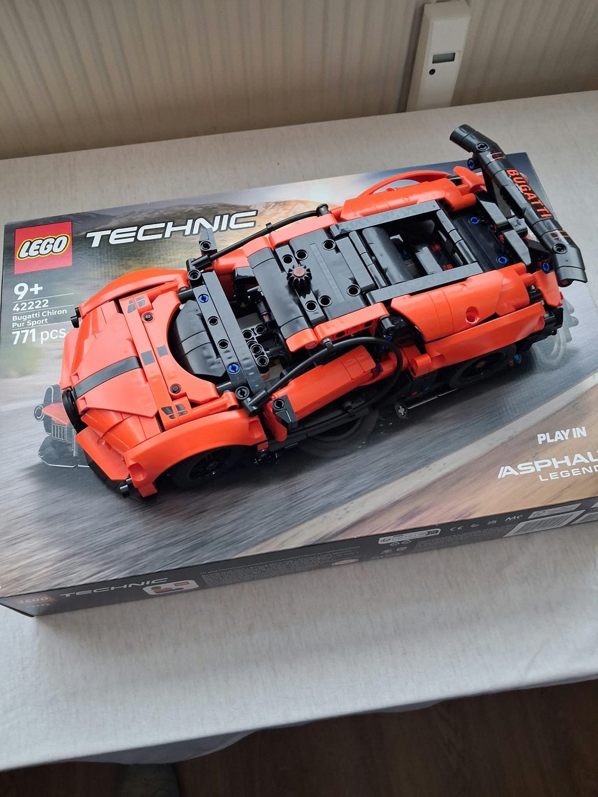 LEGO Technic 42222 Bugatti Chiron Pur Sport met doos, Ophalen of Verzenden, Zo goed als nieuw