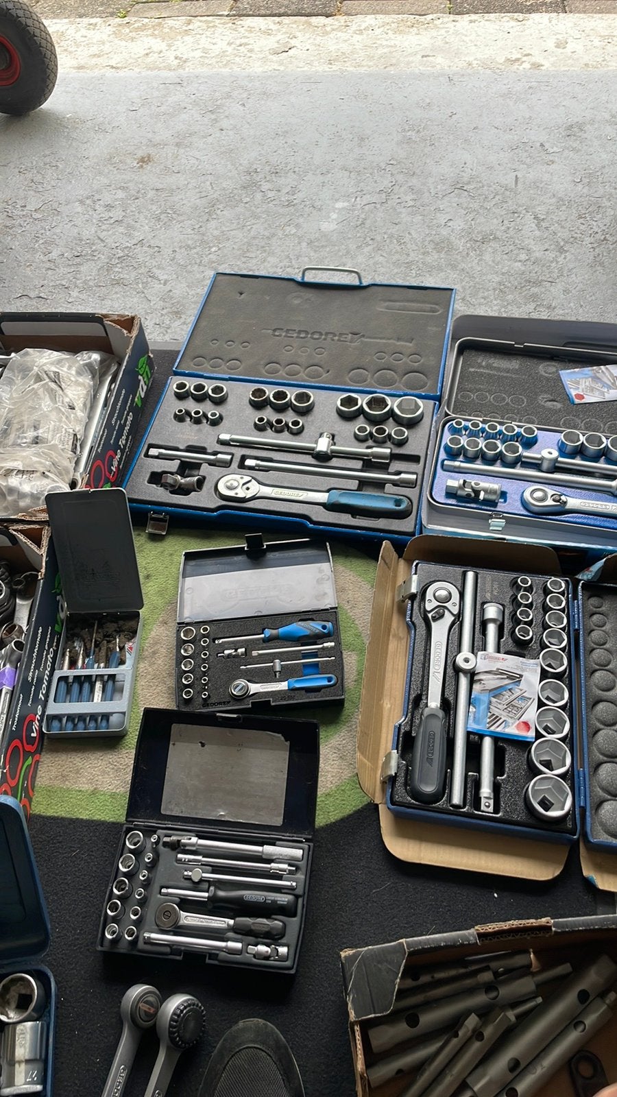 Gedore handgereedschap, Ophalen