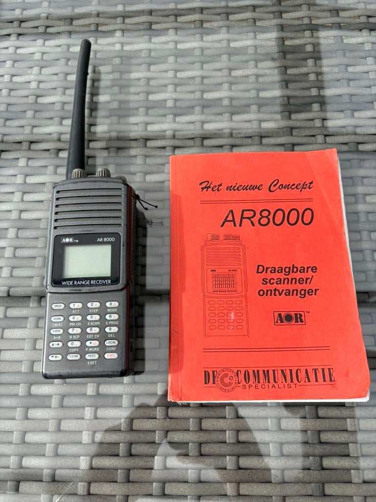 AOR scanner zgoh, Telecommunicatie, Gebruikt, 15 km of meer, Ophalen of Verzenden, Met broekklem