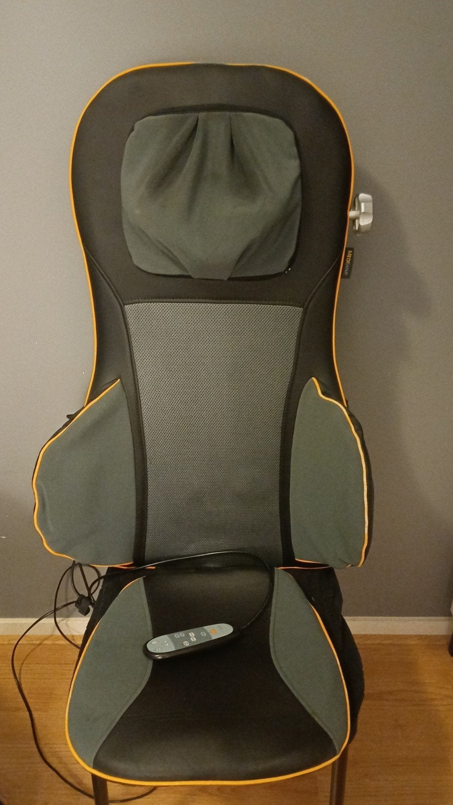 Massagestoel met warmtefunctie (Medisana Shiatsu), Sport en Fitness, Massageproducten, Ophalen, Gebruikt, Massagestoel of Kussen