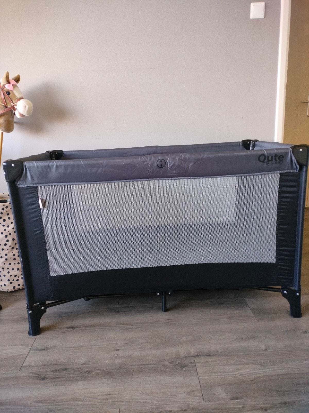 Qute Q-sleep Reisbedje met matras en beddengoed, Ophalen, Gebruikt, Reisbedje