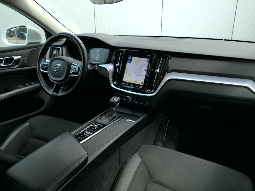Volvo V60 T4 Momentum Pro 12 MND garantie Polestar optimalis, Automaat, 12 maanden, 15 km/l, 4 cilinders