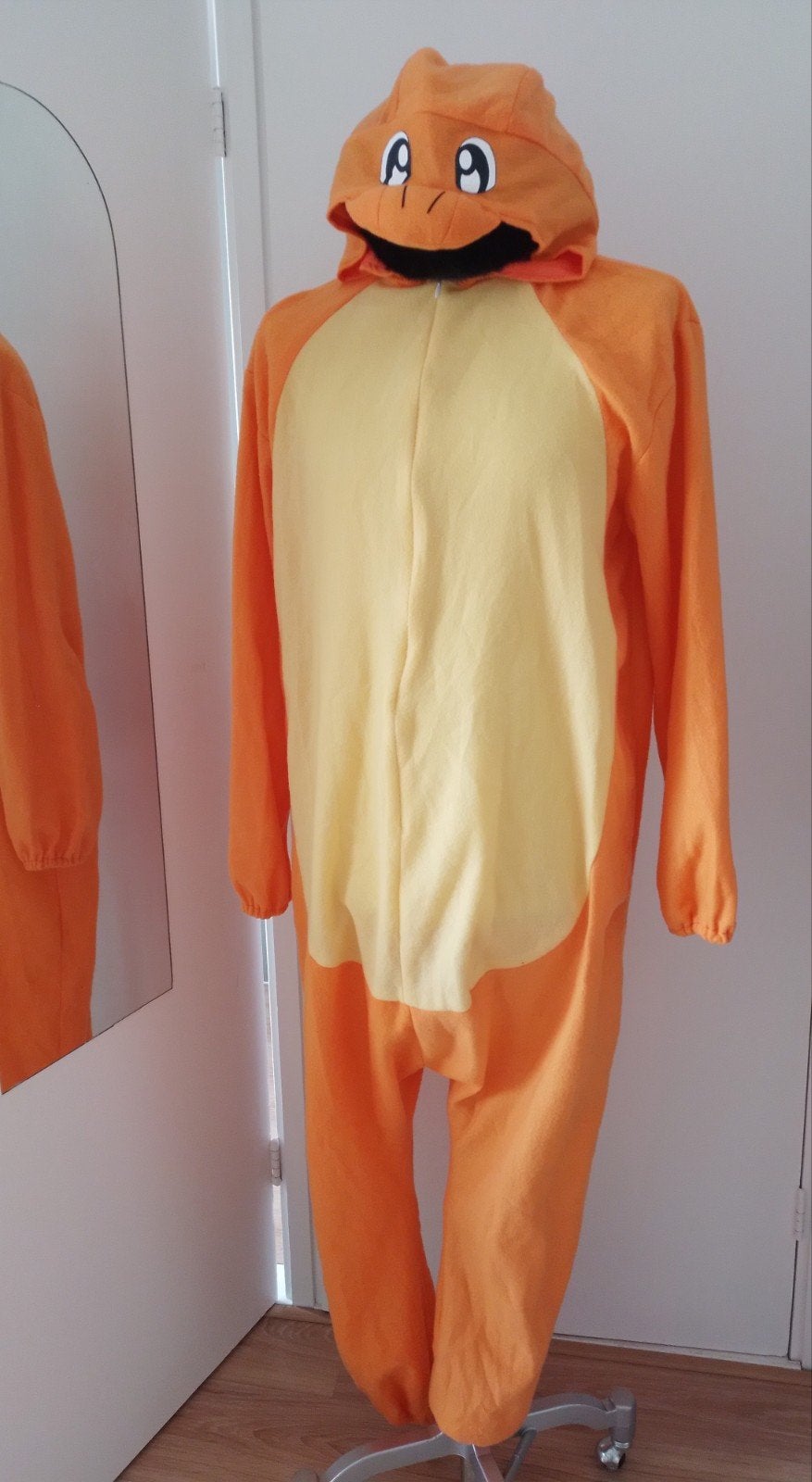 Charmander Pokémon Onesie Ideaal voor vrijgezellenfeest, Ophalen of Verzenden, Zo goed als nieuw, Carnaval, Kleding