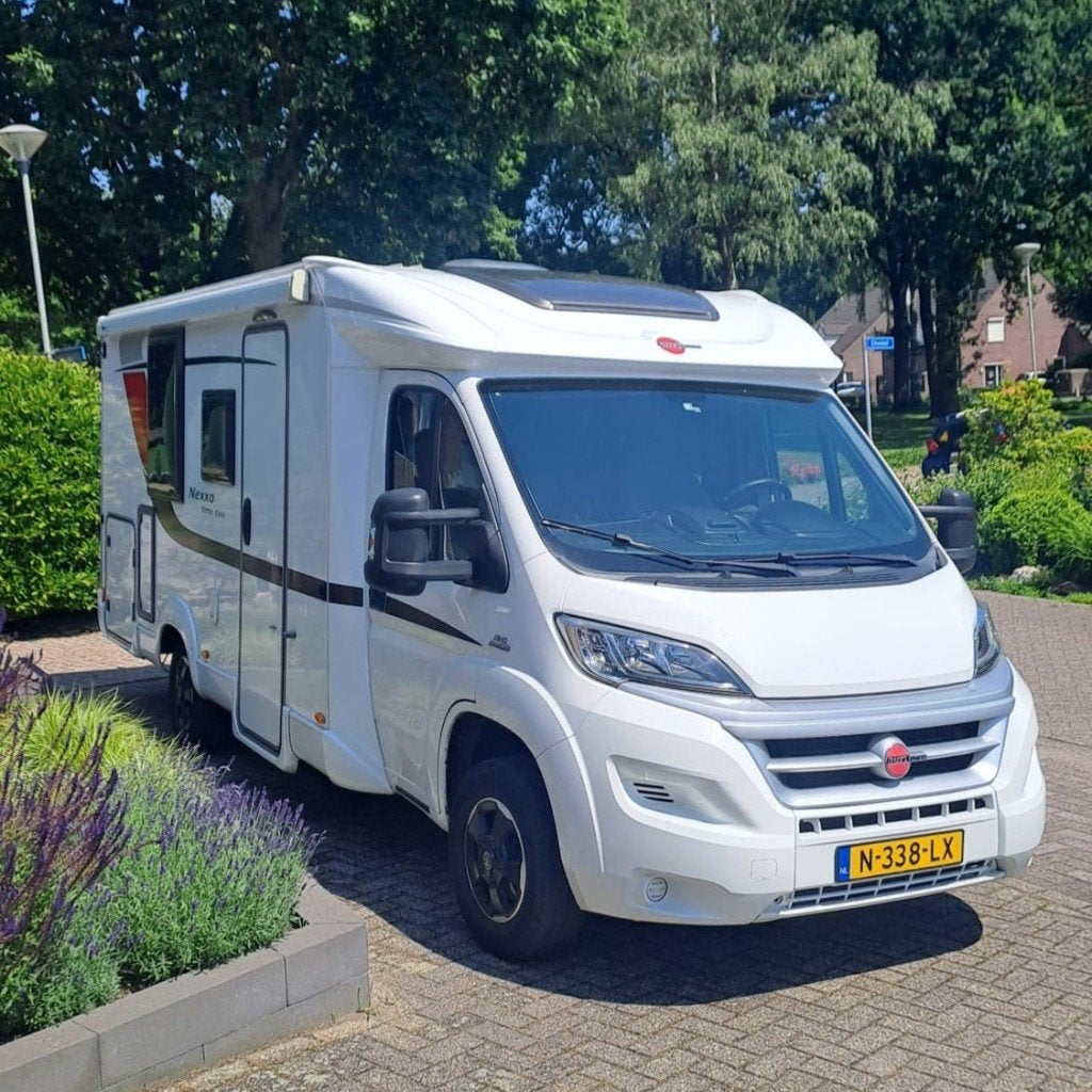 Buerstner Nexxo Time T665 Zeer complete en Goed Onderhouden, Caravans en Kamperen, Campers, Ringverwarming, Fiat, Tot en met 2