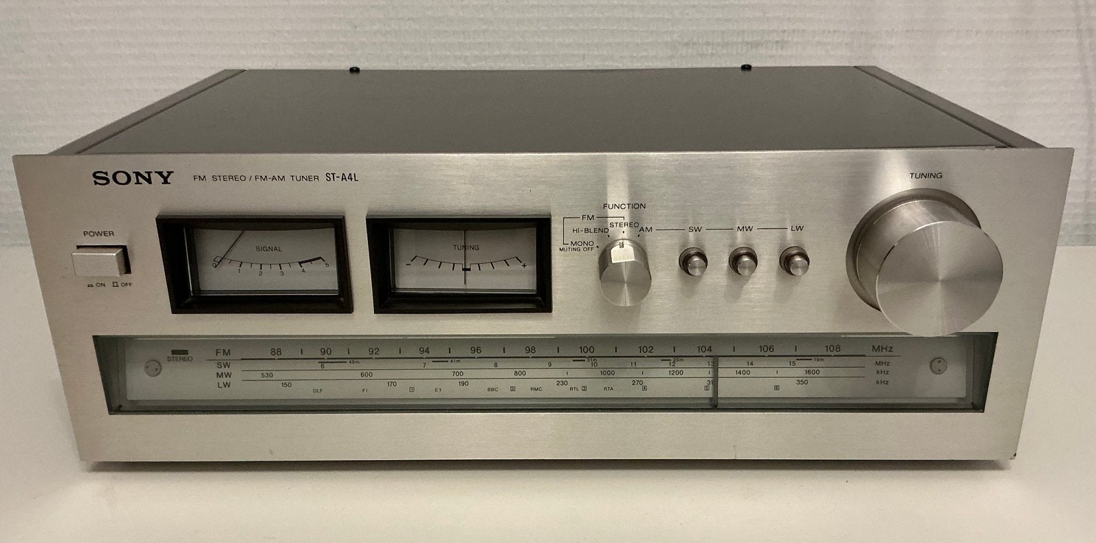 Sony Tuner ST-A4L, Audio, Tv en Foto, Ophalen of Verzenden, Gebruikt